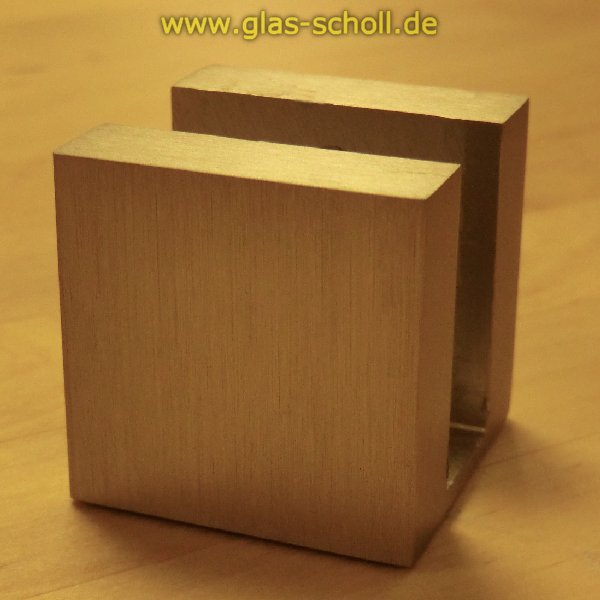 eckiger Boden-/Deckenklemmhalter Quadrat DIESER ARTIKEL LÄUFT AUS glanzverchromt